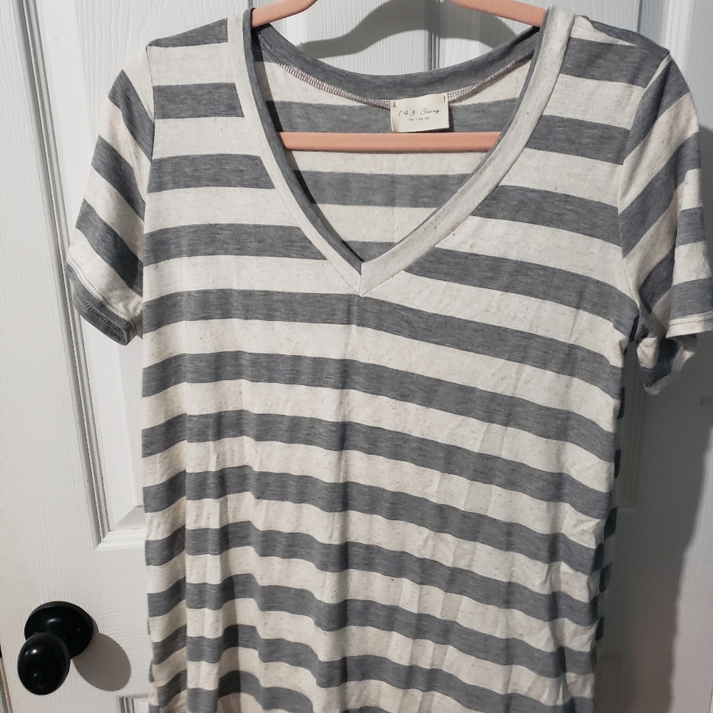 V neck womens casual tee